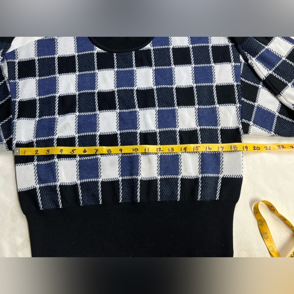 BOSS Blue and black check crew neck crop sweater size L - Picture 12 of 16